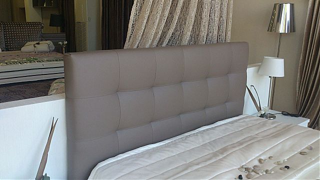 Κρεβάτι επενδυμένο εργοστασίου Sofa And Style