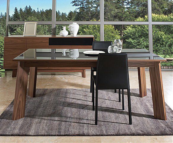 Τραπέζι τραπεζαρίας εργοστασίου Sofa And Style