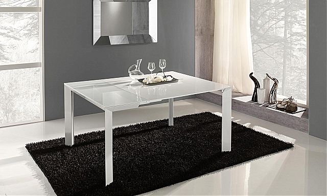 - Παρουσίαση της εταιρείας Riflessi για το Manhattan Extendable τραπέζι τραπεζαρίας στο λευκό χρώμα.