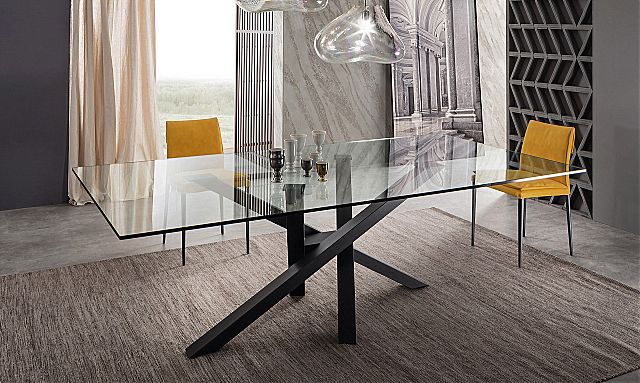 - Παρουσίαση της εταιρείας Riflessi, για το Shangai big dining table.