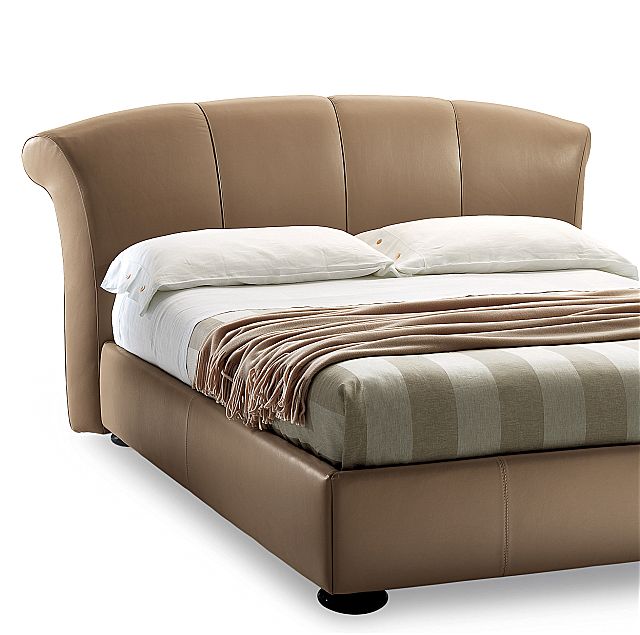 - Λεπτομέρεια του επενδυμένου κρεβατιού Bristol της εταιρείας Nicoline.