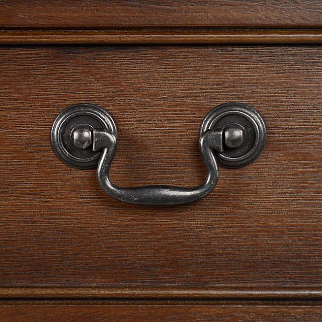  - Λεπτομέρεια τουαλέτας ομορφιάς Princess.