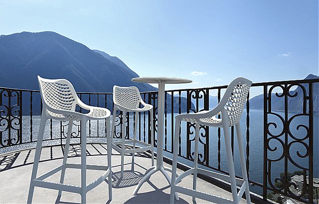 Σκαμπό εργοστασίου Siesta
